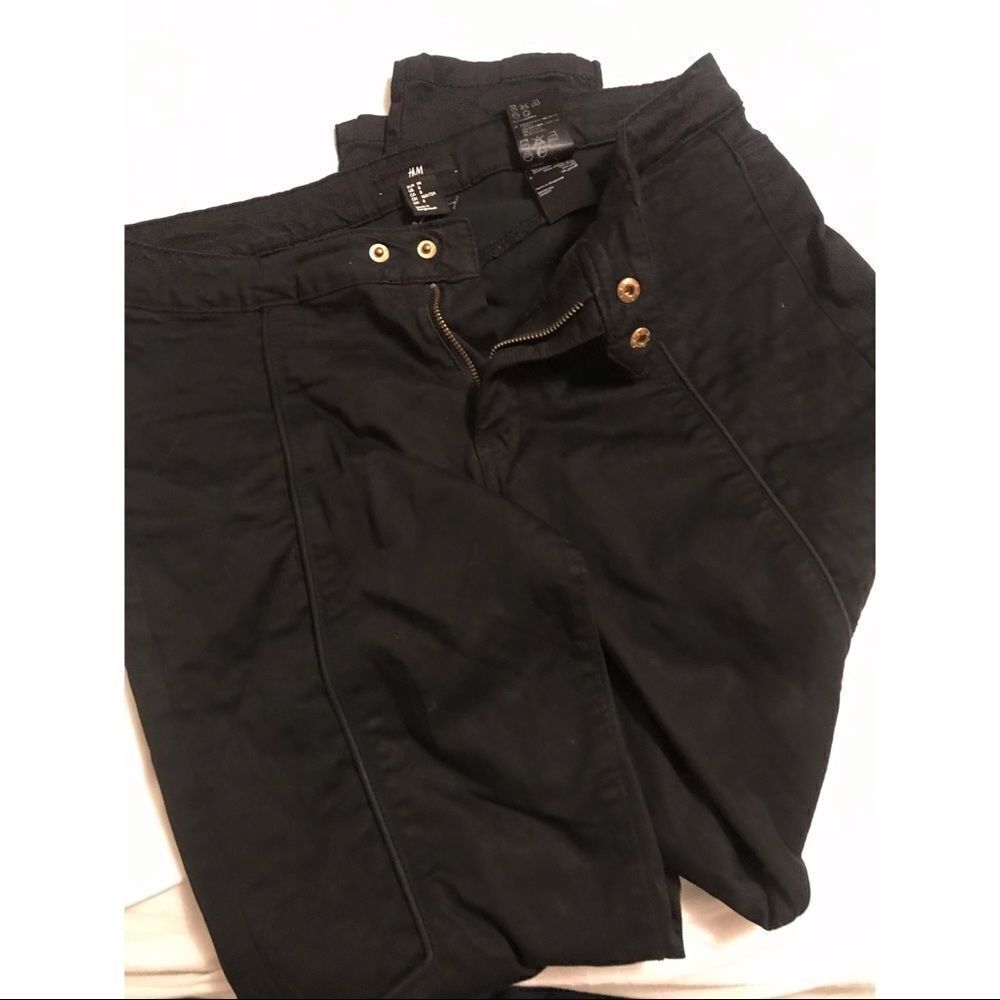 ✨ H&M Pants with Side Patches✨